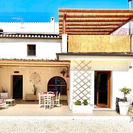 Bed and Breakfast Al Vicoletto - Genuine Hospitality à Tortolì Extérieur photo