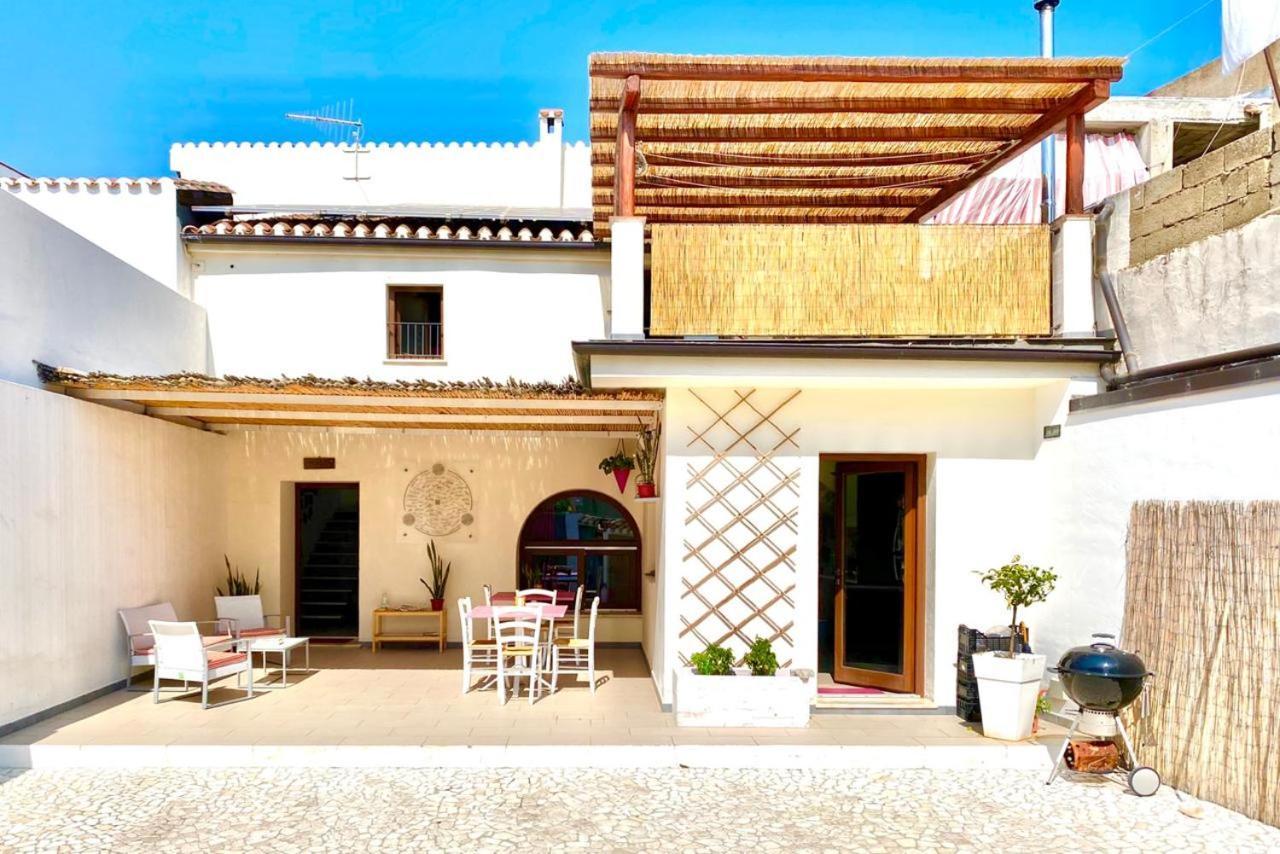 Bed and Breakfast Al Vicoletto - Genuine Hospitality à Tortolì Extérieur photo