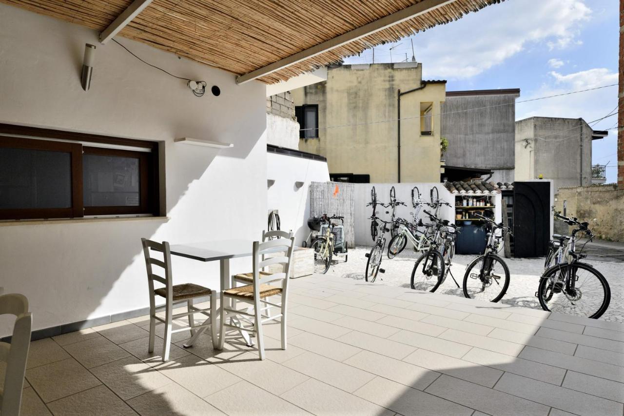 Bed and Breakfast Al Vicoletto - Genuine Hospitality à Tortolì Extérieur photo