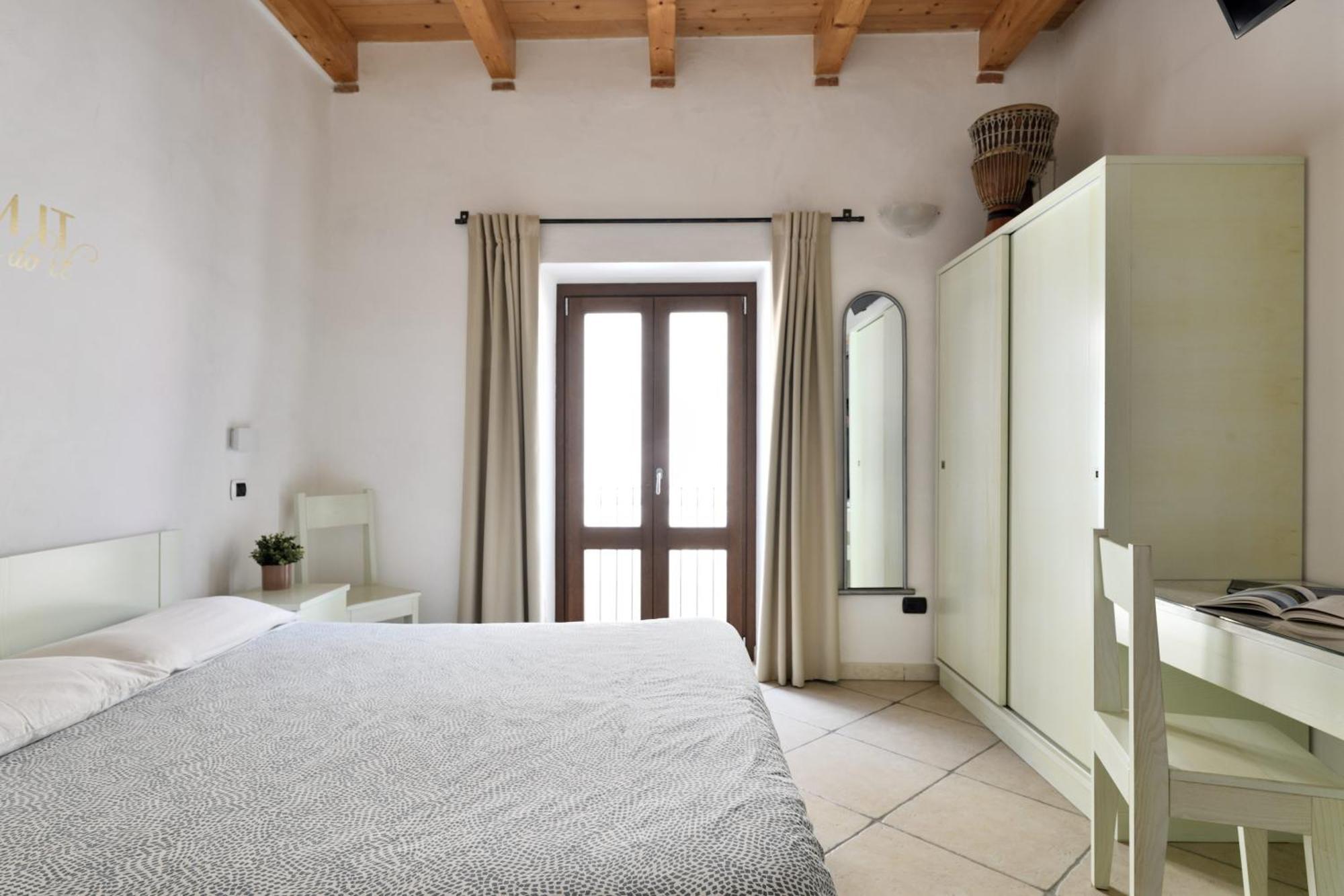 Bed and Breakfast Al Vicoletto - Genuine Hospitality à Tortolì Extérieur photo